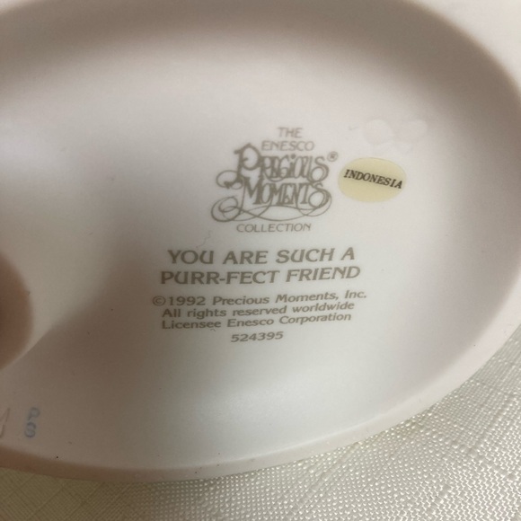 Vintage PRECIOUS MOMENT Such Pur-fect Friend Porcelain Figurine 1992 Collectible - Picture 7 of 11